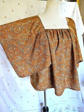 Size L Handkerchief Sleeve Blouse NEW